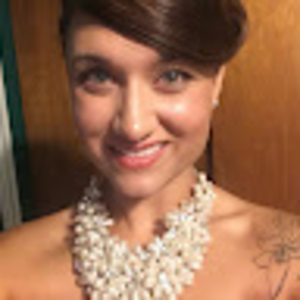 Meet your Posher, Jasmine